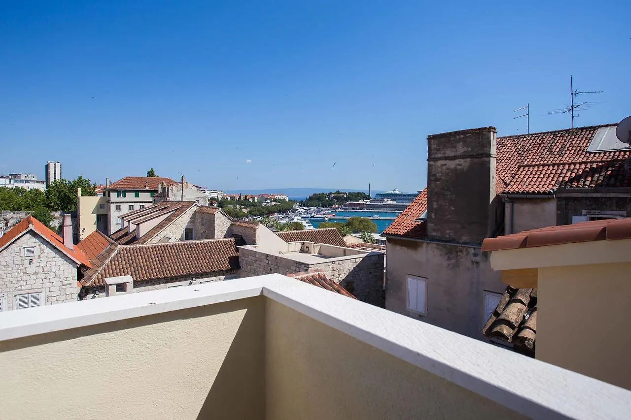 Bed & Breakfast Mijama Suites Split